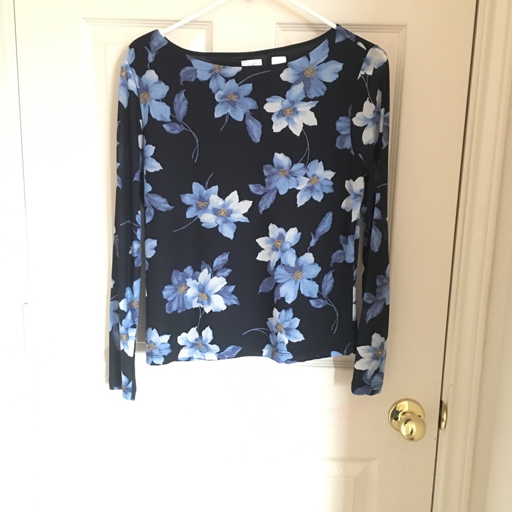 Light Long Sleeve Blouse